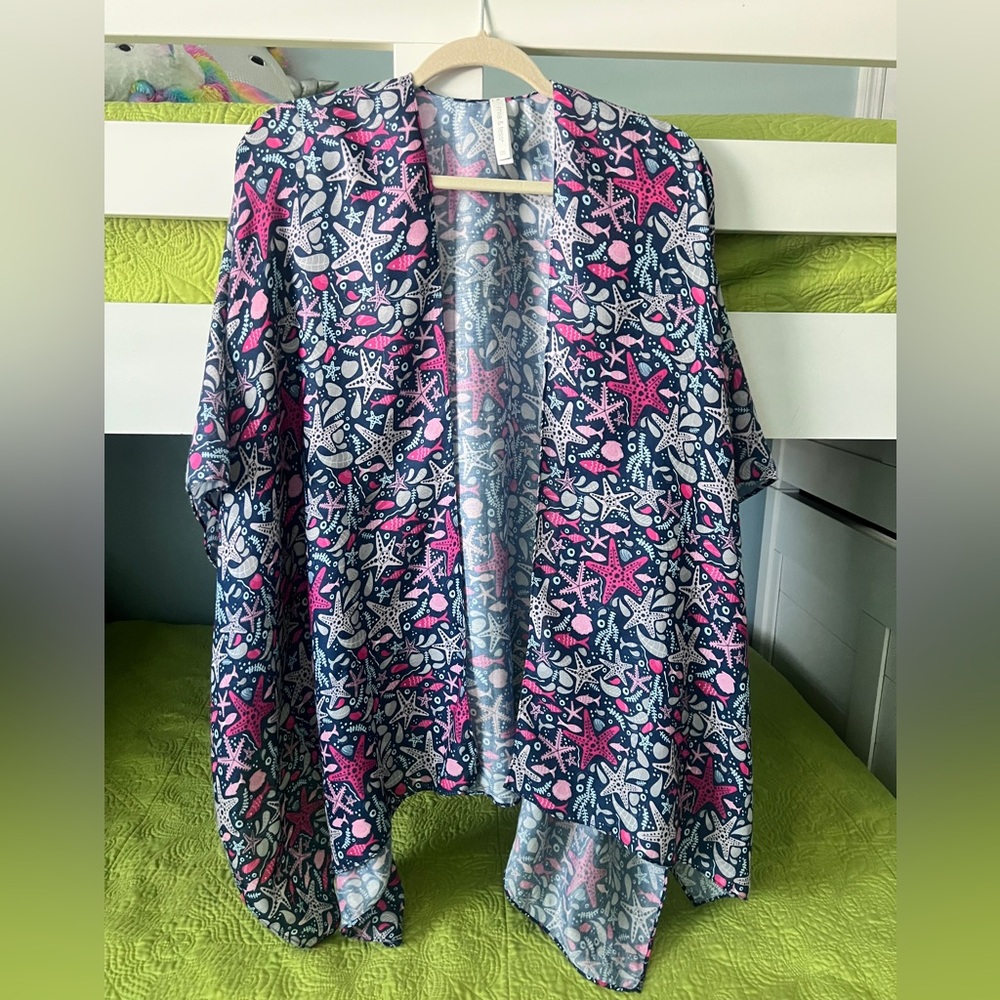 Mia & Tess Women’s Open Front Cover-up / Kimono Top Navy & Pink Starfish Print